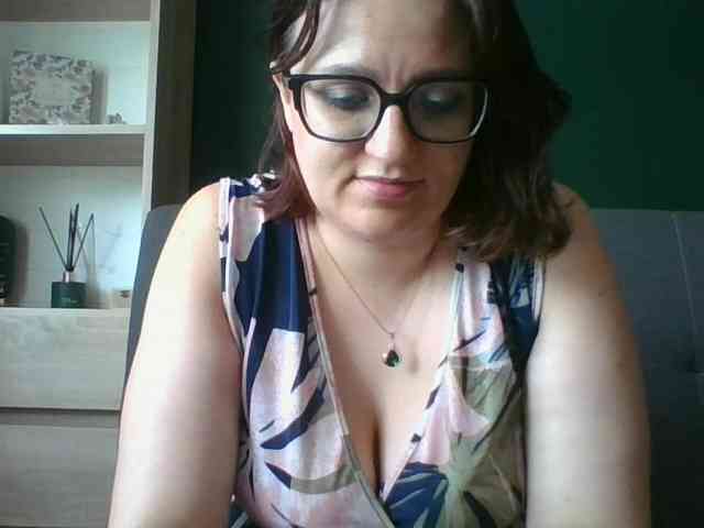 sensualParis webcam