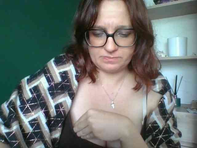 sensualParis webcam