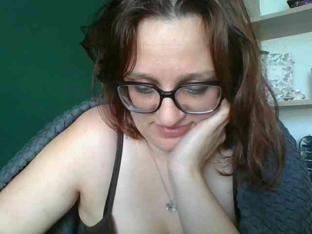 sensualParis webcam