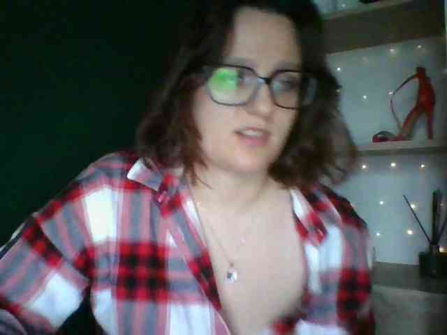 sensualParis webcam