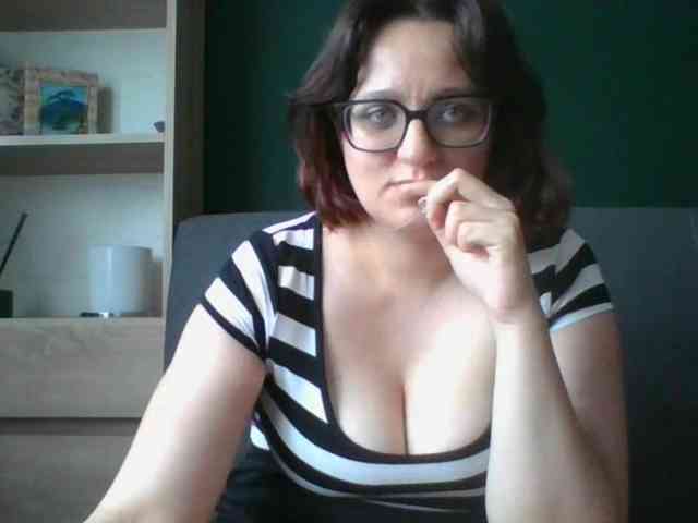 sensualParis webcam