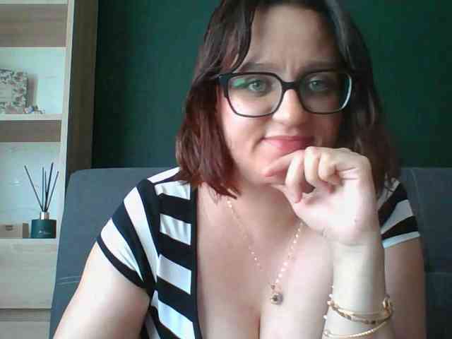 sensualParis webcam
