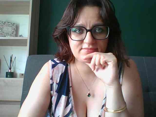 sensualParis webcam