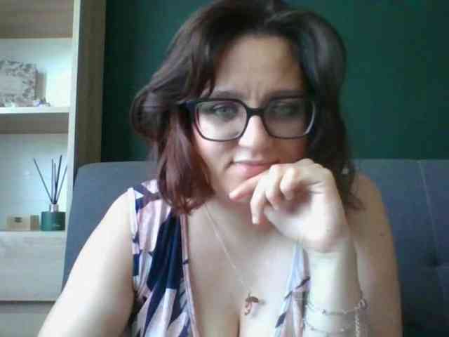 sensualParis webcam