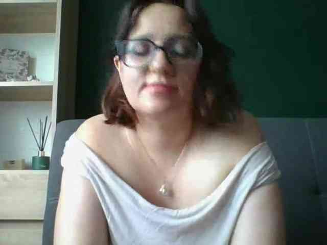 sensualParis webcam