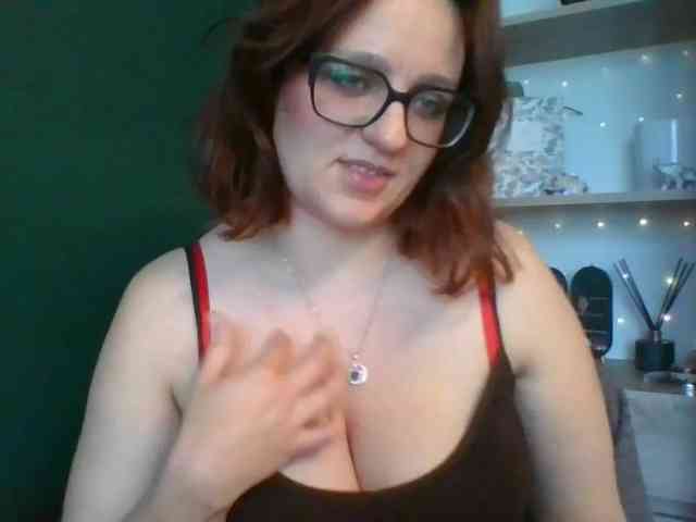 sensualParis webcam