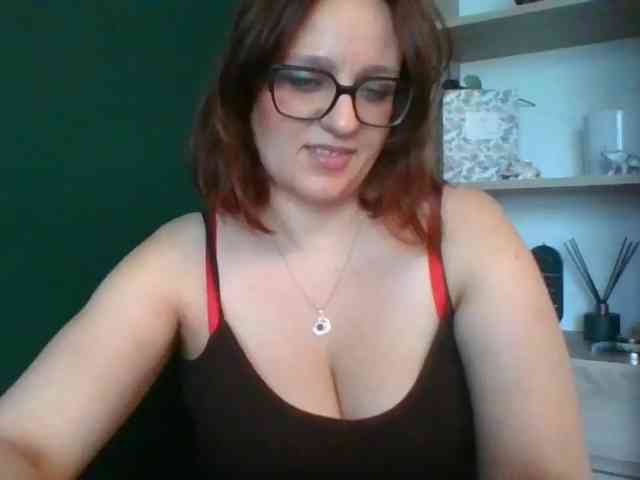 sensualParis webcam