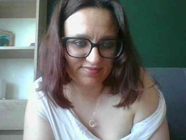 Model: sensualParis