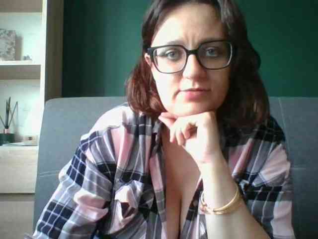 sensualParis webcam