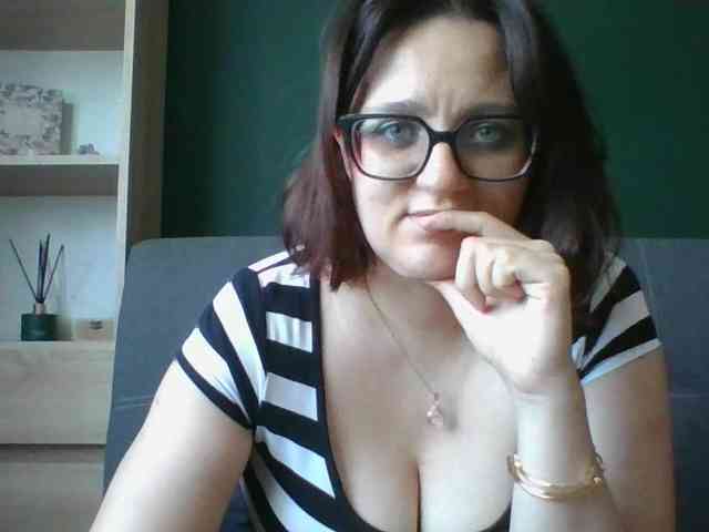 sensualParis webcam