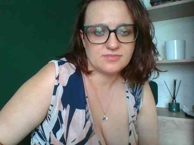 Model: sensualParis