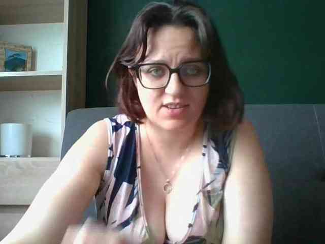 sensualParis webcam