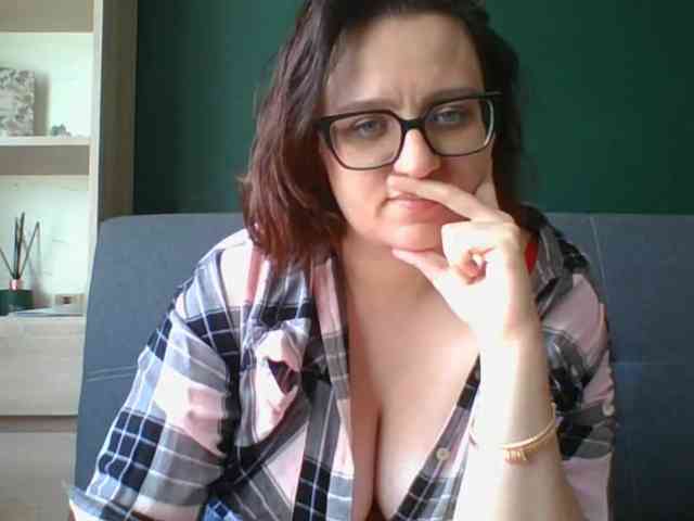 sensualParis webcam