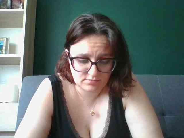 sensualParis webcam