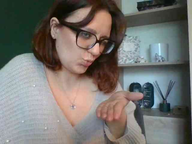 sensualParis webcam