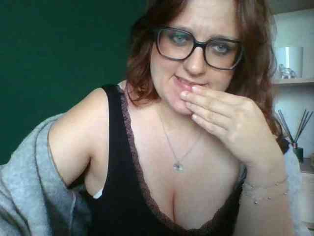 sensualParis webcam