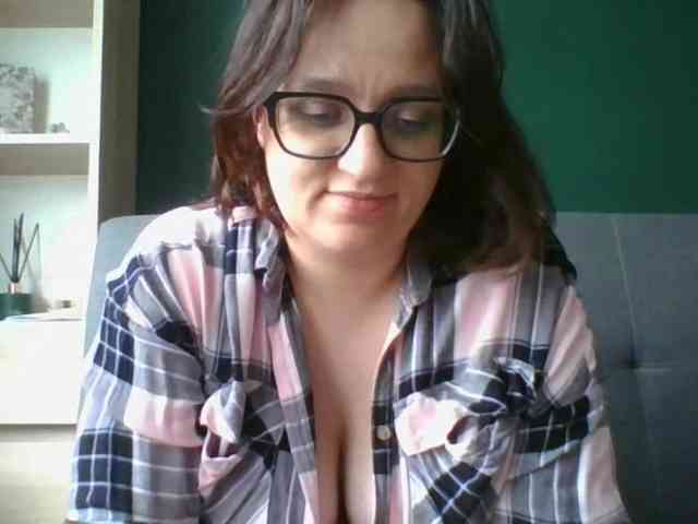 sensualParis webcam