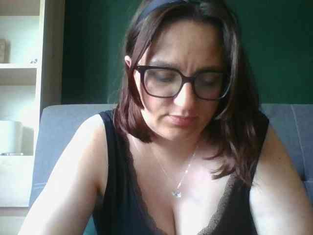 sensualParis webcam