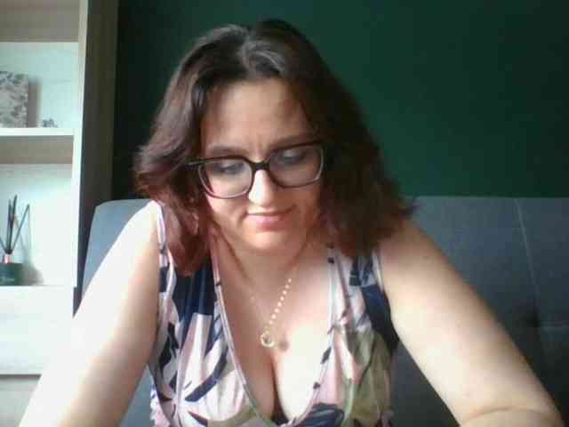 Model: sensualParis