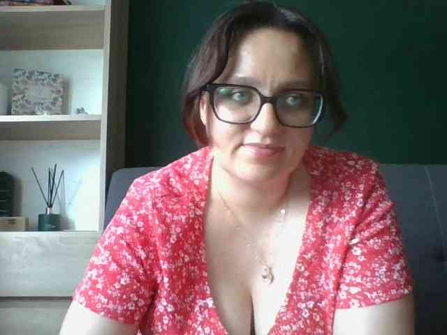 sensualParis webcam