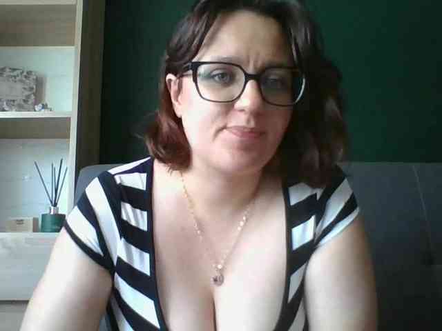 Model: sensualParis