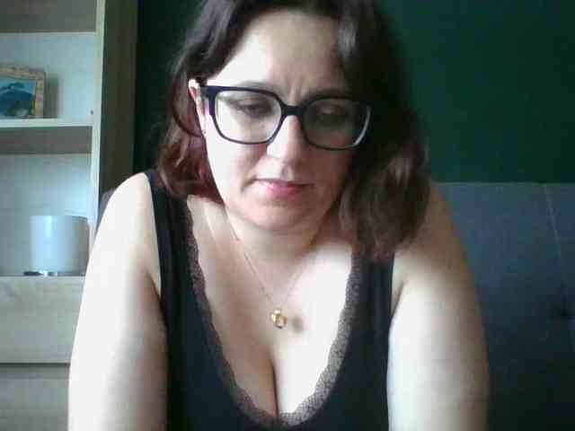 sensualParis webcam