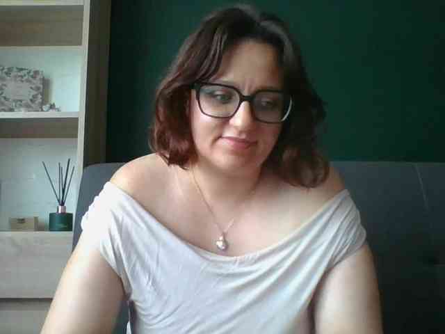 sensualParis webcam