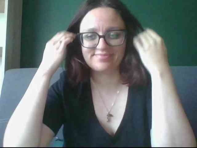 sensualParis webcam