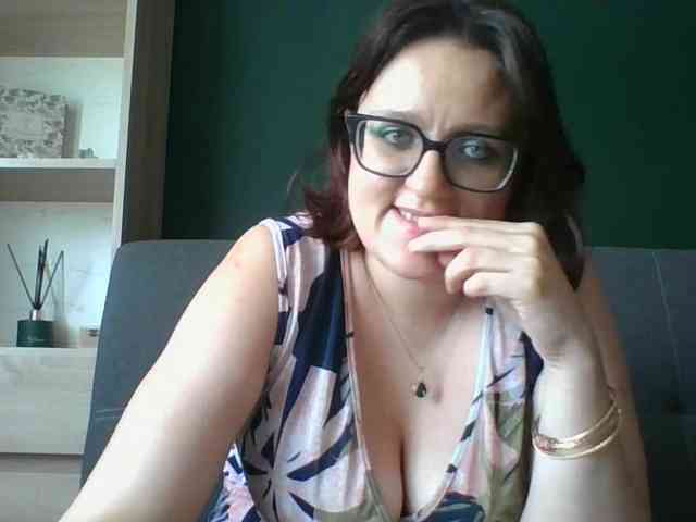 sensualParis webcam