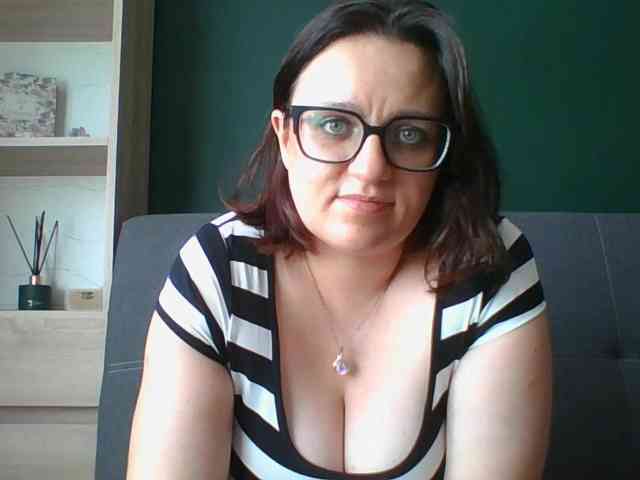 sensualParis webcam