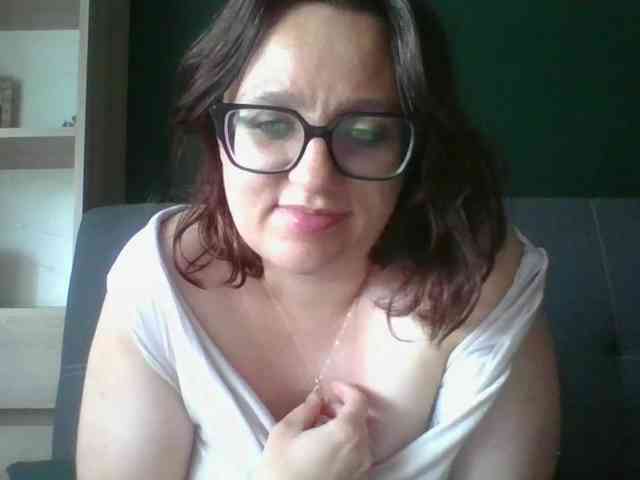 sensualParis webcam