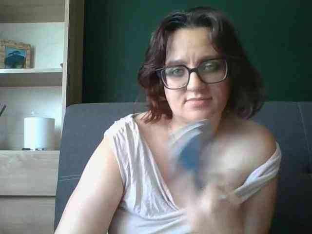sensualParis webcam