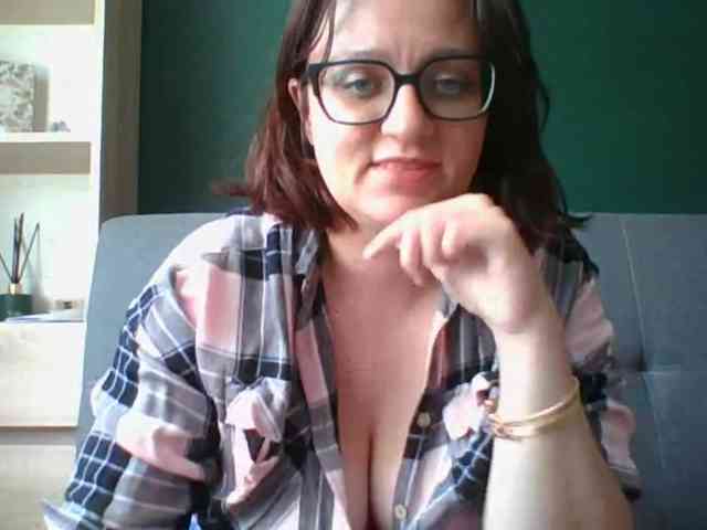 Model: sensualParis