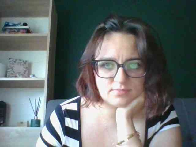 sensualParis webcam