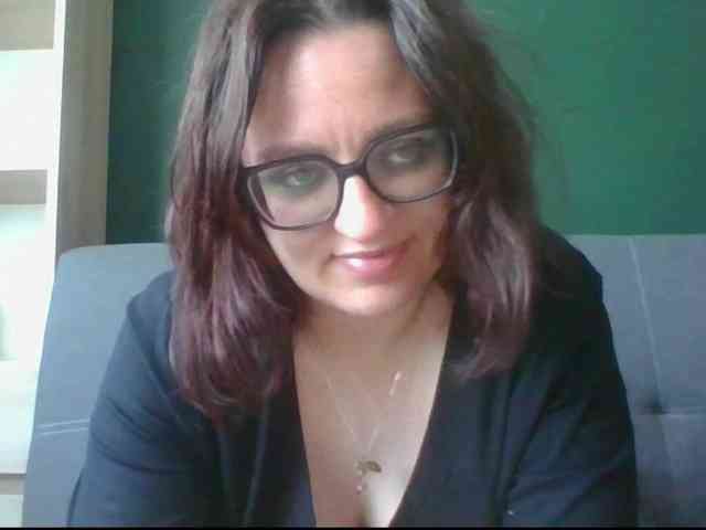 Model: sensualParis