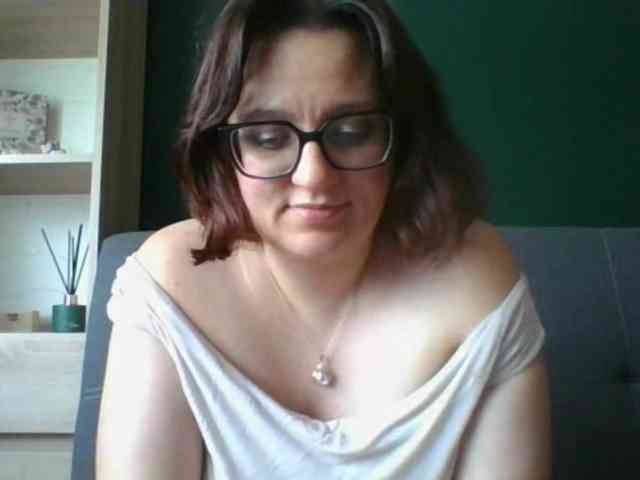 sensualParis webcam