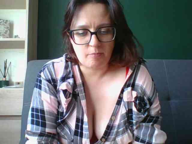 sensualParis webcam