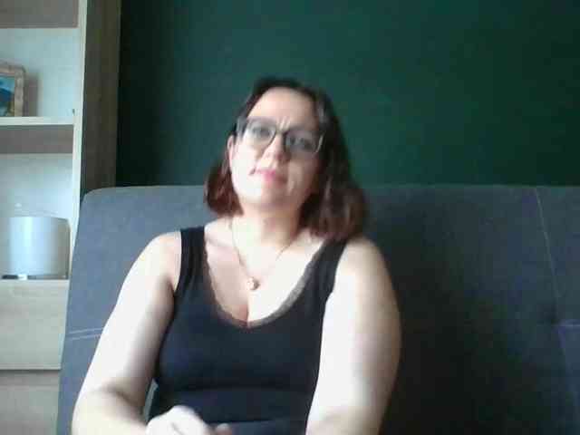 sensualParis webcam