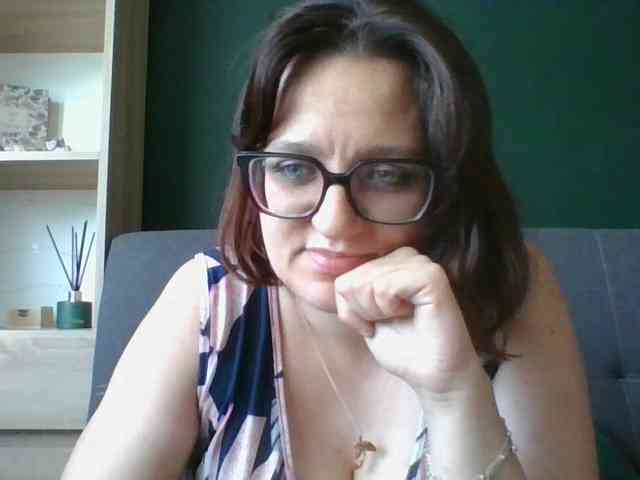 Model: sensualParis