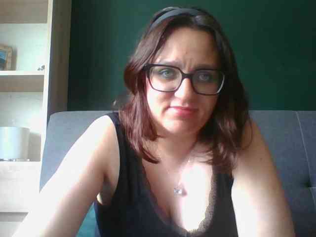 sensualParis webcam