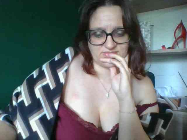 sensualParis webcam