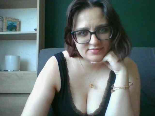 sensualParis webcam