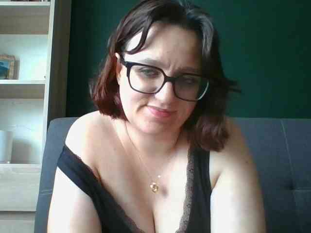 Model: sensualParis