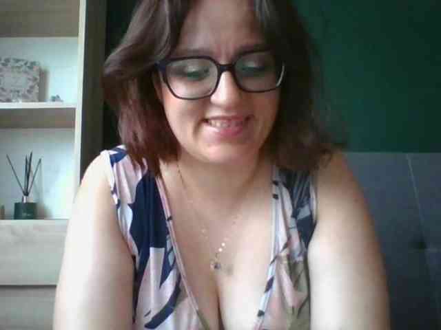 sensualParis webcam