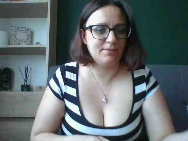 Model: sensualParis