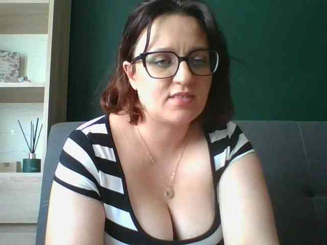 sensualParis webcam