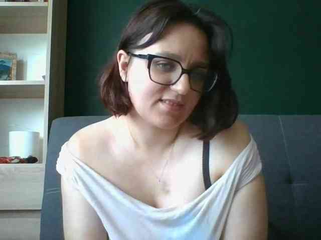 sensualParis webcam
