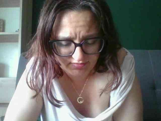 sensualParis webcam