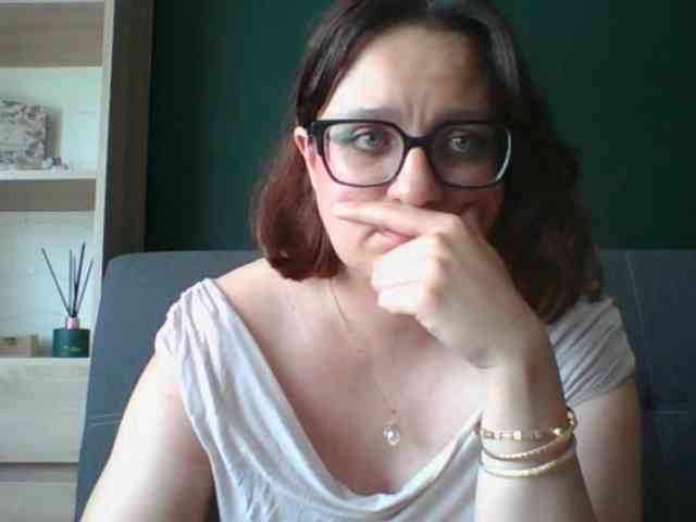 sensualParis webcam