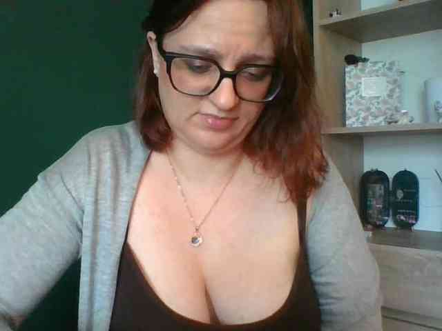 sensualParis webcam